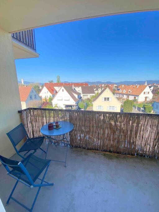 Logement Ideal Pour Un Sejour Alsacien En Amoureux Colmar Esterno foto